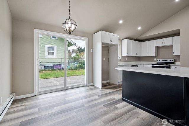 14101 10th Avenue S, Tacoma, WA 98444