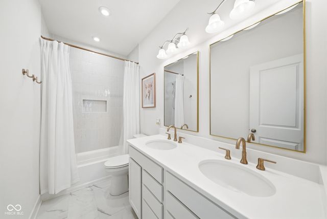 742 Leila Mae Lane, Westfield, IN 46074