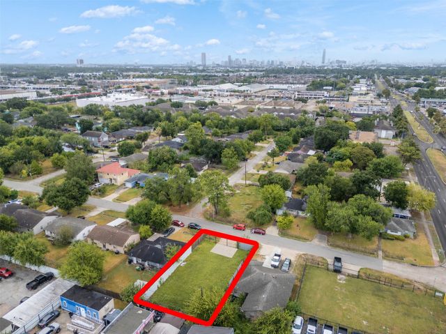 3222 Jarvis Street, Houston, TX 77063