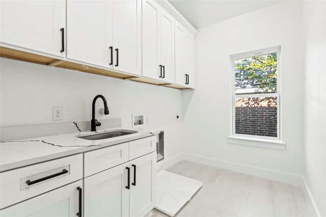 1720 Morris Street, Dallas, TX 75212