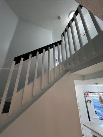 5214 NW 190th St, Miami Gardens, FL 33055