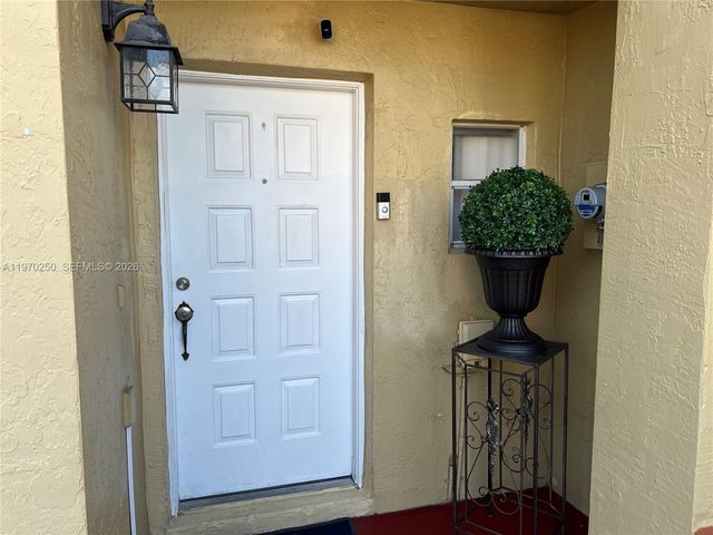 5214 NW 190th St, Miami Gardens, FL 33055