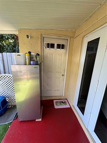 5214 NW 190th St, Miami Gardens, FL 33055