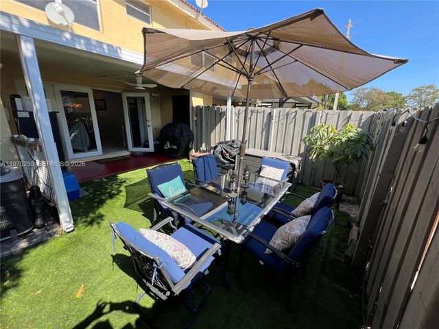 5214 NW 190th St, Miami Gardens, FL 33055