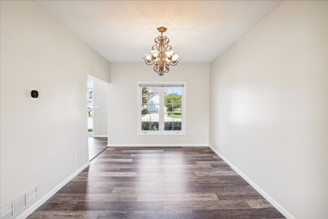5417 NW 92nd Street, Johnston, IA 50131