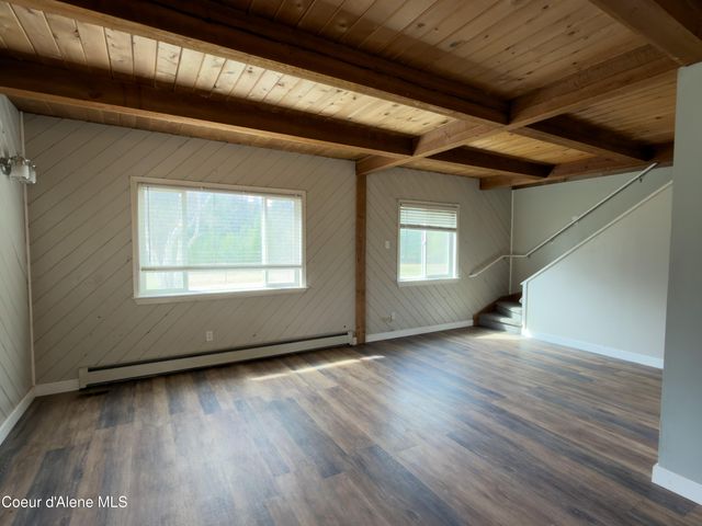 919 Silver Springs RD, Moyie Springs, ID 83845