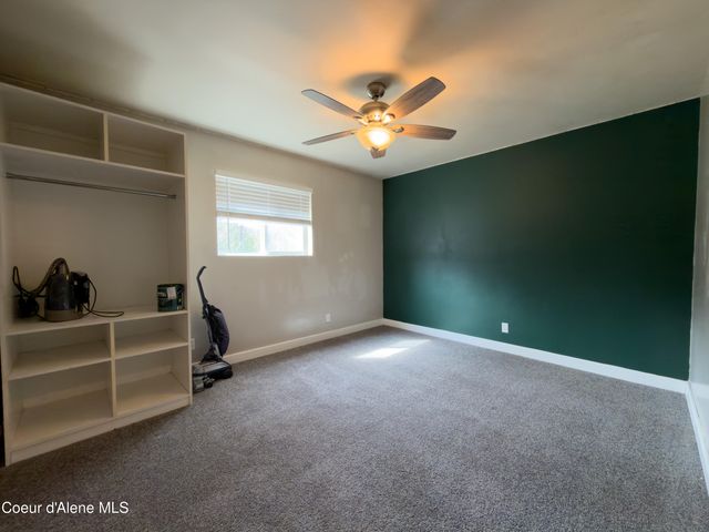 919 Silver Springs RD, Moyie Springs, ID 83845