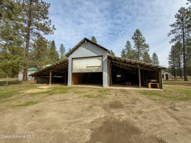 919 Silver Springs RD, Moyie Springs, ID 83845