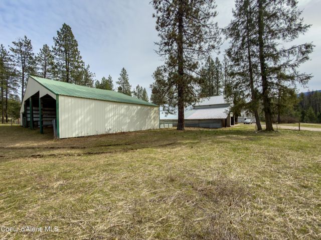 919 Silver Springs RD, Moyie Springs, ID 83845