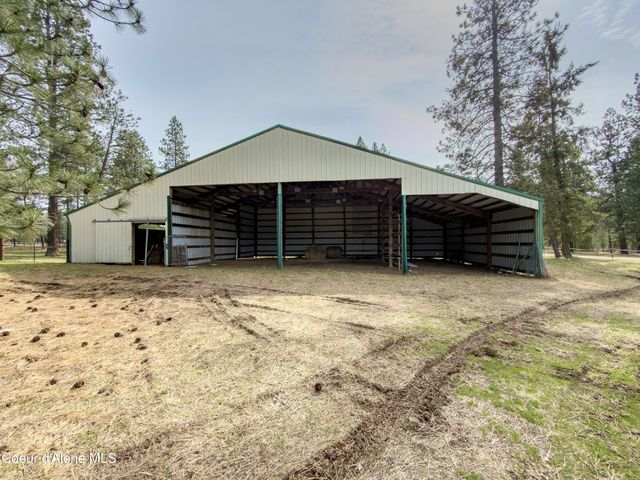 919 Silver Springs RD, Moyie Springs, ID 83845