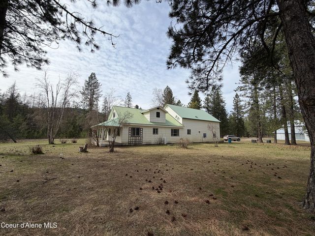 919 Silver Springs RD, Moyie Springs, ID 83845