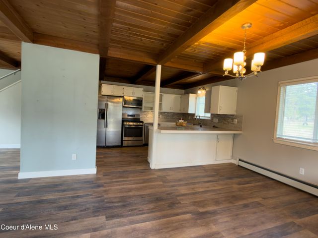 919 Silver Springs RD, Moyie Springs, ID 83845