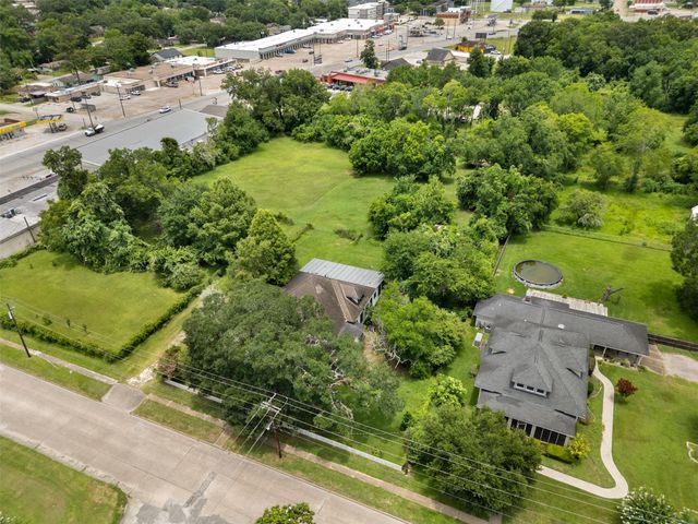 2027 Land Only Grand Avenue, Liberty, TX 77575
