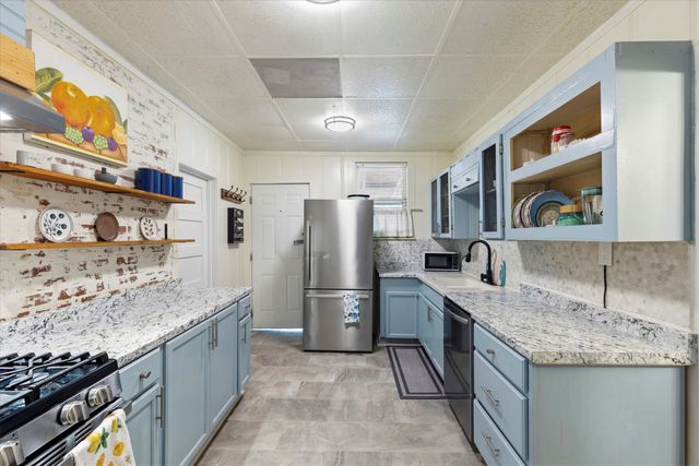 3000 Haynie Street, Fort Worth, TX 76112