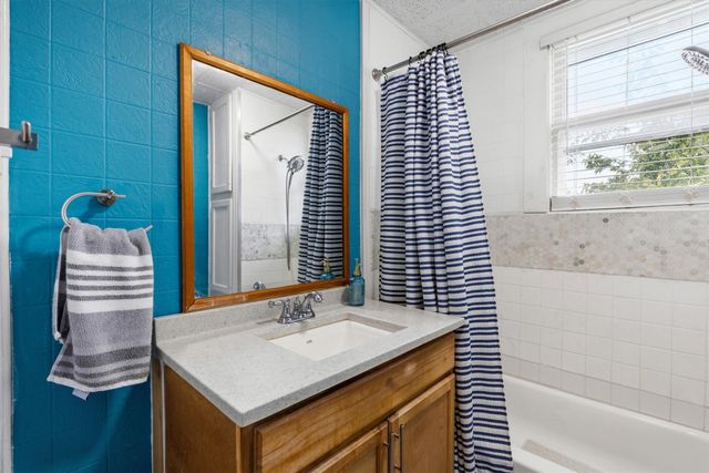 3000 Haynie Street, Fort Worth, TX 76112