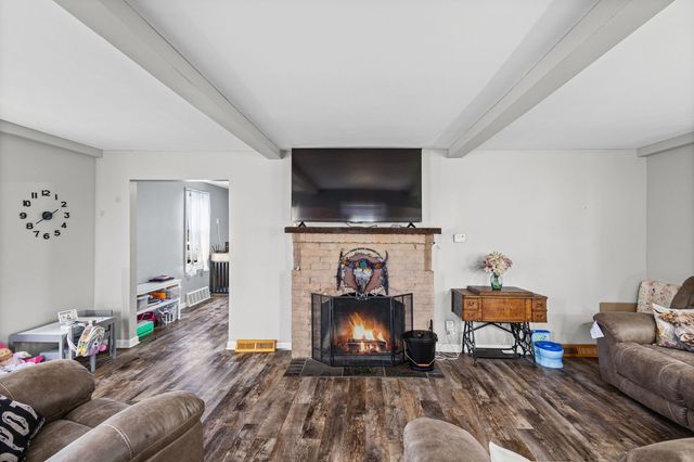 603 W Main Street, Cary, IL 60013