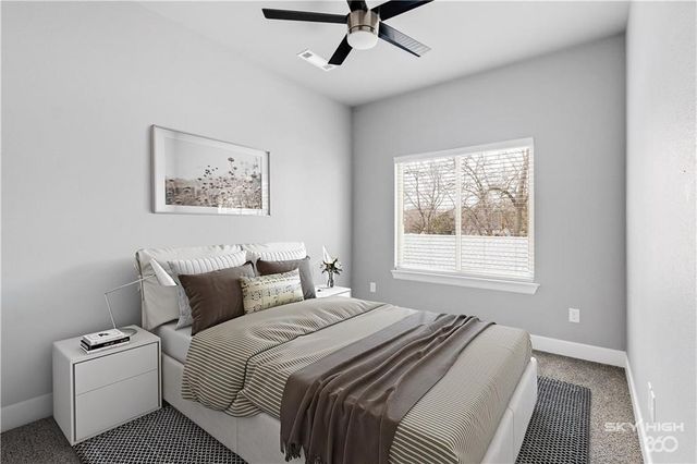 404 NW Retreat Lane, Bentonville, AR 72712