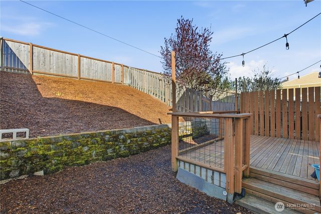 1525 S G Street, Tacoma, WA 98405