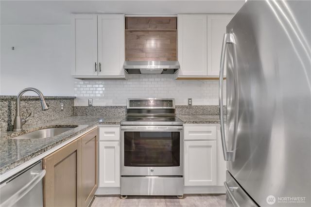 1525 S G Street, Tacoma, WA 98405