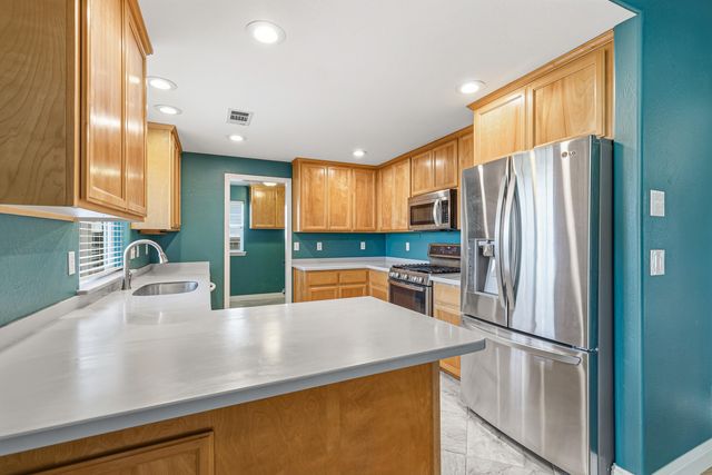 1243 Shafer Lane, Medford, OR 97501