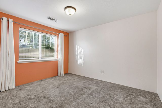 1243 Shafer Lane, Medford, OR 97501