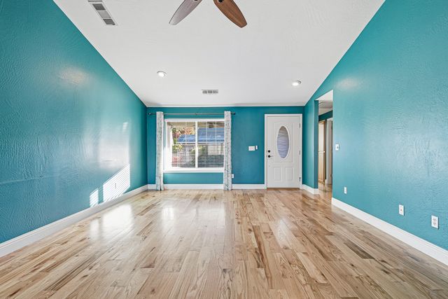 1243 Shafer Lane, Medford, OR 97501