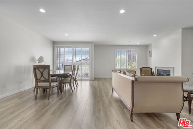 4568 W 1st Street 307, Los Angeles, CA 90004