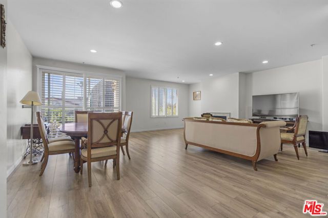 4568 W 1st Street 307, Los Angeles, CA 90004