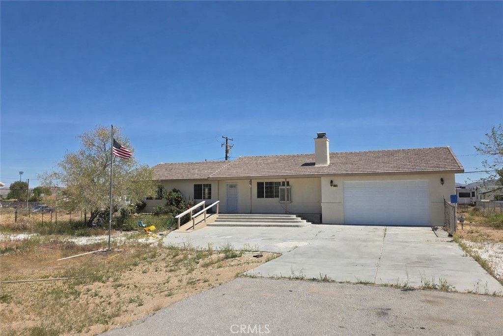 16131 Dale Evans Parkway, Apple Valley, CA 92307