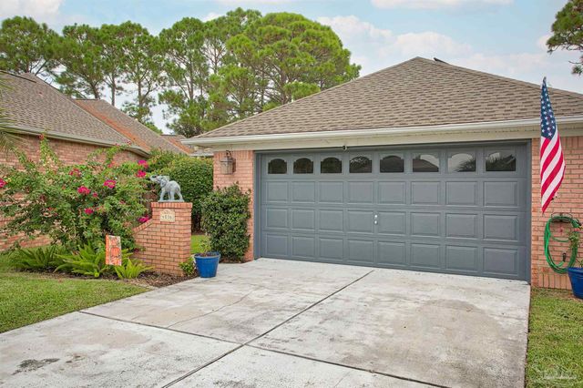 4036 Longwood Cir, Gulf Breeze, FL 32563