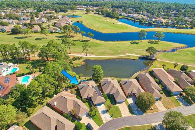 4036 Longwood Cir, Gulf Breeze, FL 32563