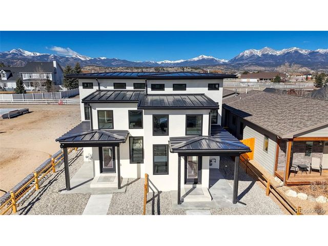 136 Mesa View Ln B, Salida, CO 81201