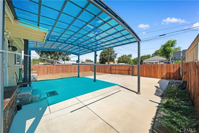 645 West Center Street, Pomona, CA 91768