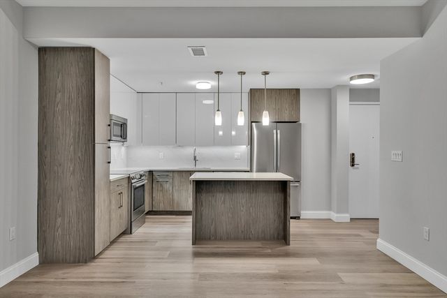 771 Harrison Ave G6, Boston, MA 02118