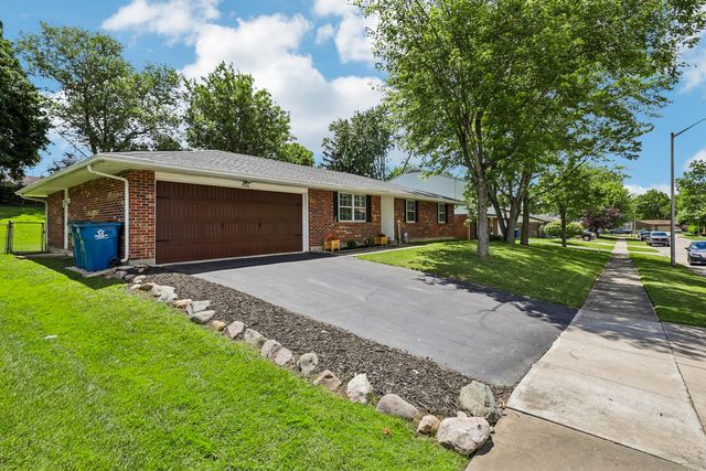 4916 Arrowview Drive 4916 Arrowview Drive, Huber Heights, OH 45424