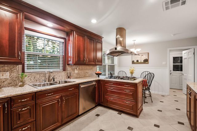 2503 Baycrest Drive, Houston, TX 77058