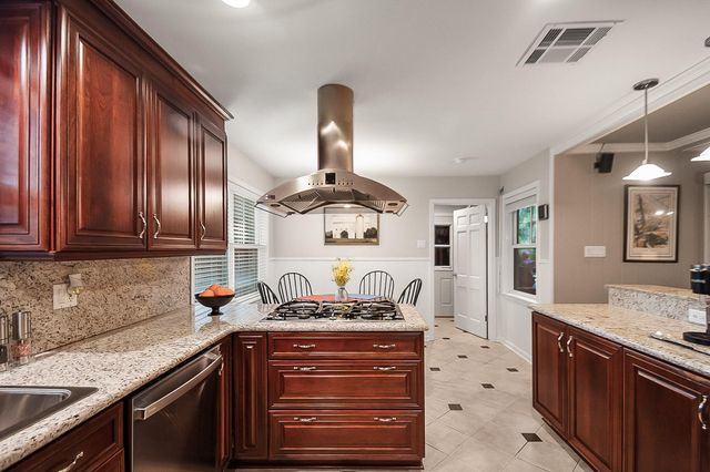 2503 Baycrest Drive, Houston, TX 77058