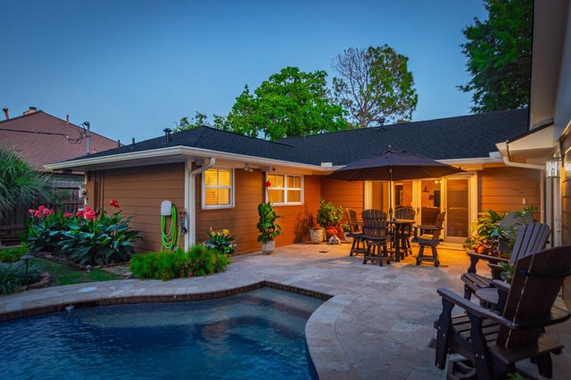 2503 Baycrest Drive, Houston, TX 77058