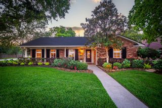 2503 Baycrest Drive, Houston, TX 77058