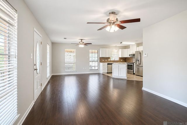 13861 Chalmette Ave, Baton Rouge, LA 70810