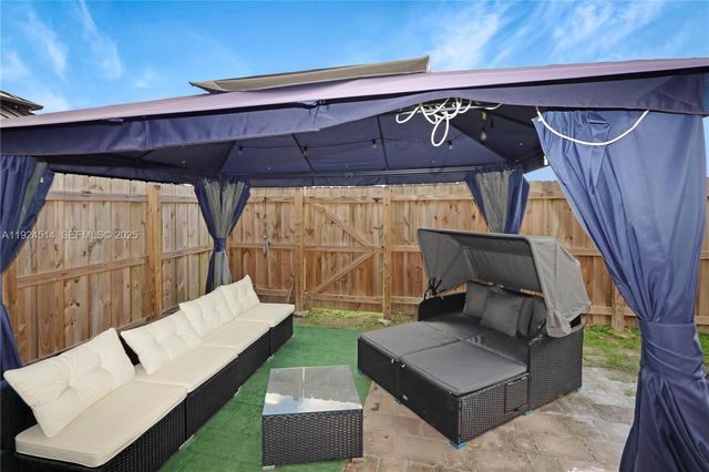 1052 SE 23rd Avenue, Homestead, FL 33035