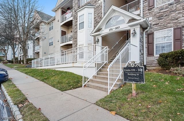 158 Barrister Dr 158, Butler Boro, NJ 07405