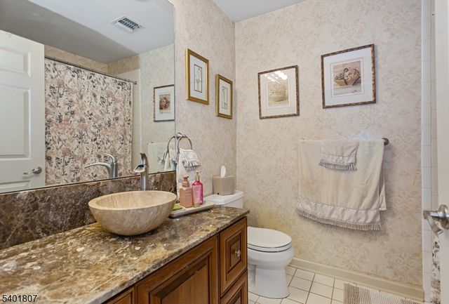 158 Barrister Dr 158, Butler Boro, NJ 07405