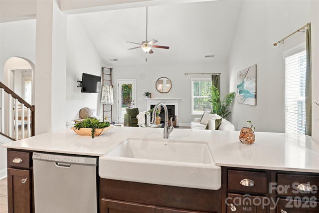 628 Heron View Drive, York, SC 29745
