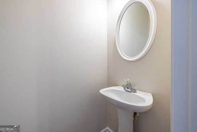 1476 Ashley Way, East Point, GA 30344