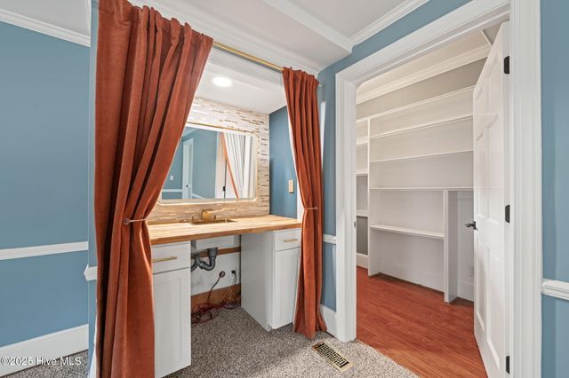 213 W Stevens Street, Smithfield, NC 27577