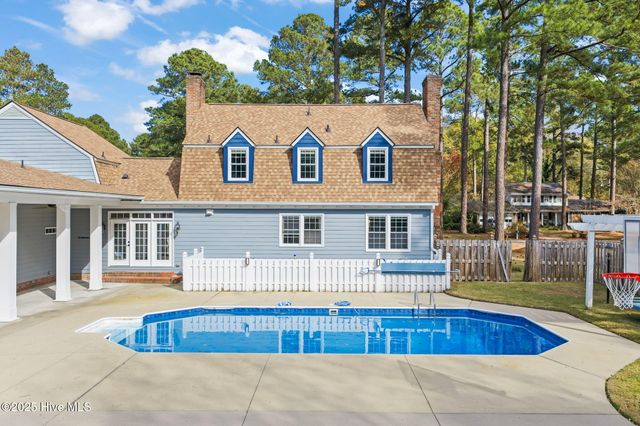 213 W Stevens Street, Smithfield, NC 27577