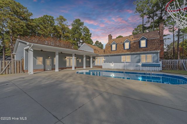 213 W Stevens Street, Smithfield, NC 27577