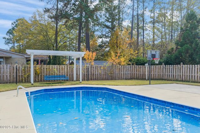 213 W Stevens Street, Smithfield, NC 27577