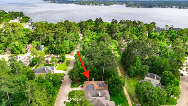 2919 Whitman Drive, Montgomery, TX 77356